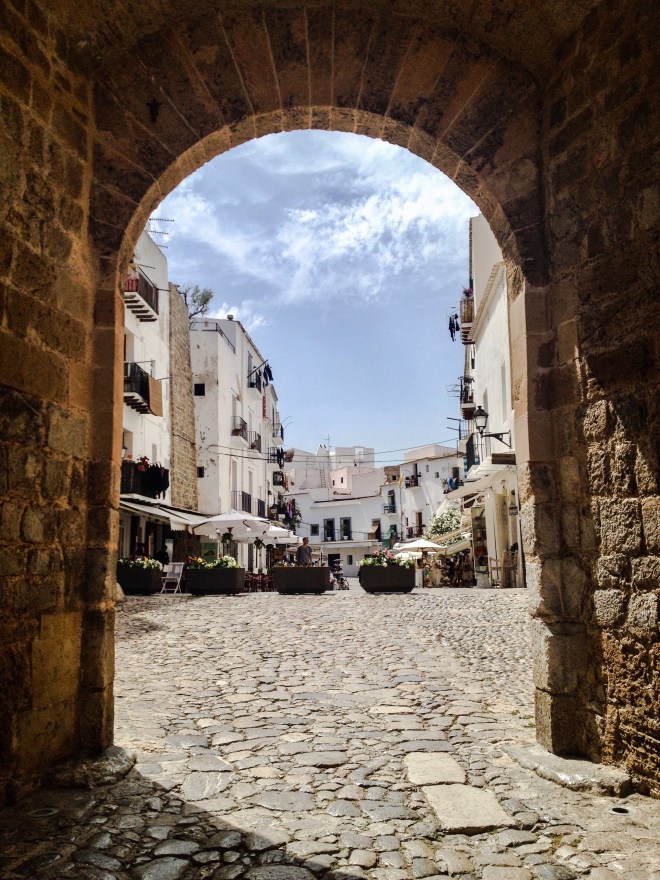 2db6da51-9654-4559-95b0-cf0aea572e27