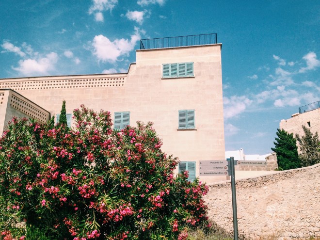 d2b3f591-8aae-40a0-85db-9cbcd276b531